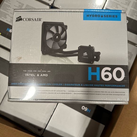 Corsair Hydro Series H60 High Performance Liquid CPU Cooler For Intel & AMD - Picture 1 of 4